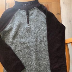Boys Soft Pullover Zip Size 14/16